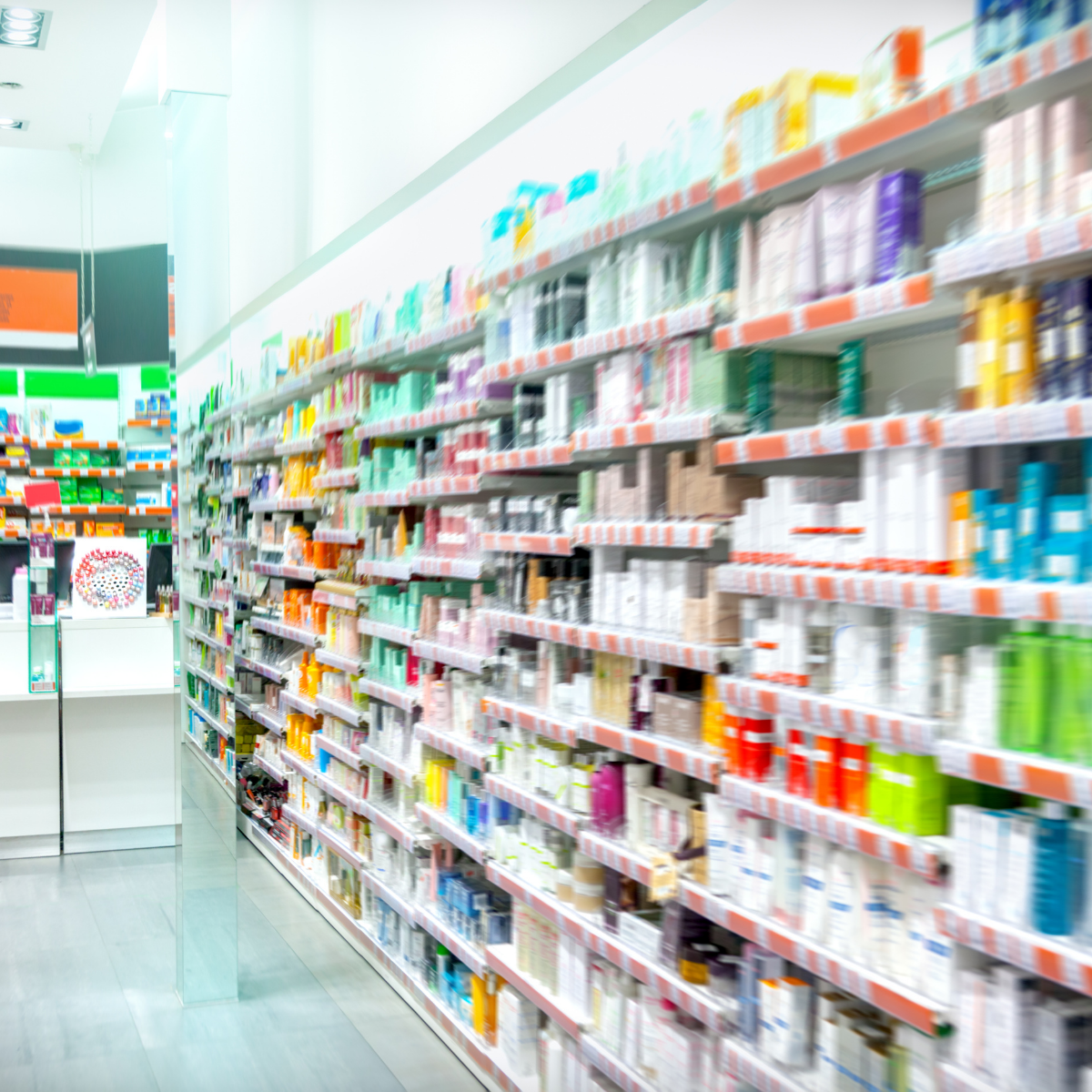 Je doplněk stravy z lékárny opravdu lepší než z e-shopu?